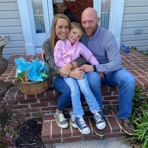 Meet your Posher, Stephanie e.